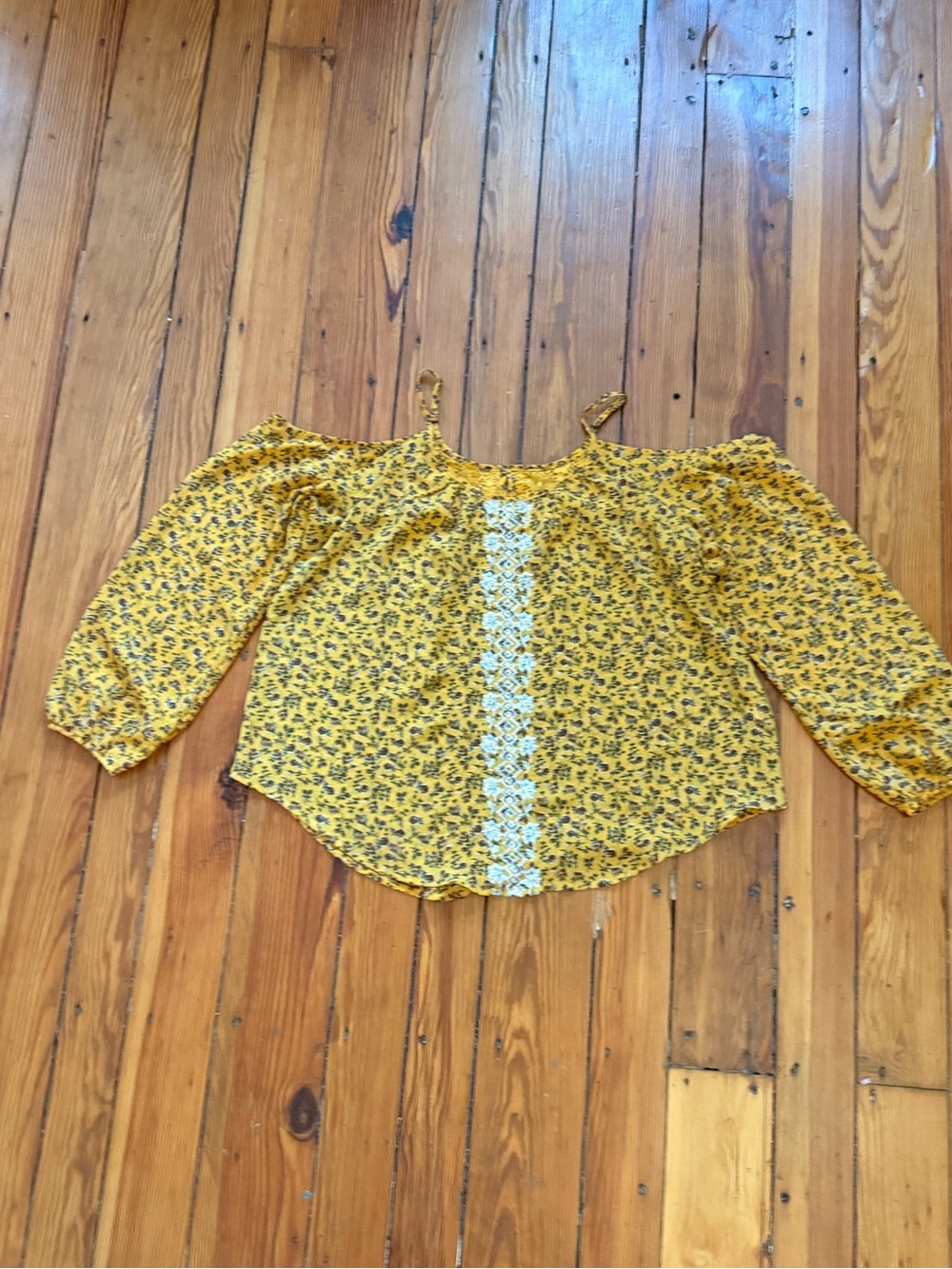 Rewind Yellow Floral Cold-Shoulder Blouse with Lace Panel
